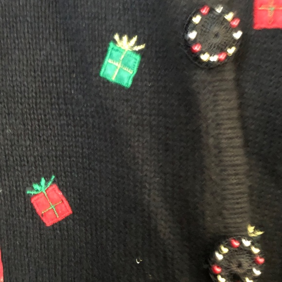 Christmas Cardigan - Picture 5 of 8